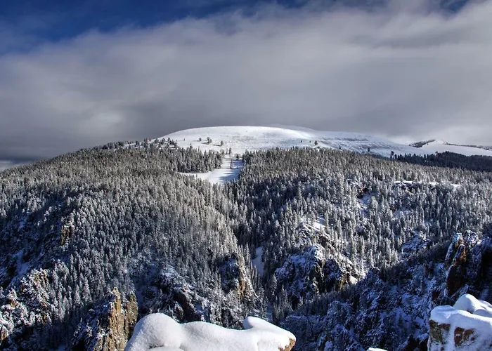 Lodge Wyoming High Country